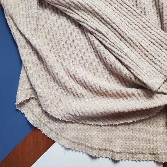 Out From Under Waffle‎ Knit Oversized Top Womens Medium Button up Tie Front Boho - Picture 7 of 12